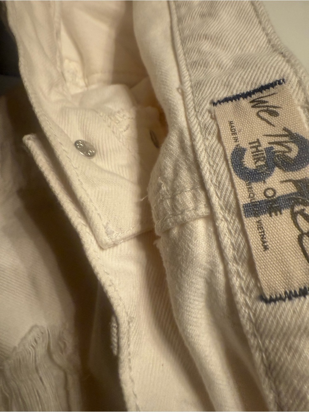 31 Bits White Distressed High-Rise Denim Shorts - Picture 4 of 4